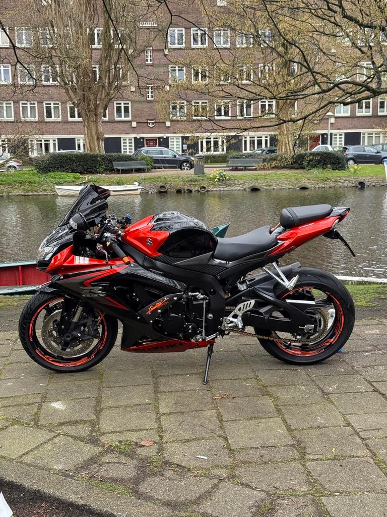 Suzuki GSX-R 750 2008 - Sportieve Supersport Motor, 750 cc, Sportuitlaat, 4 cilinders, Motorrijbewijs A