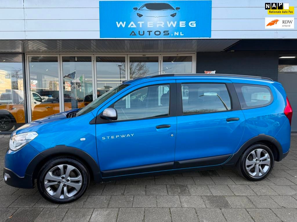 Dacia Lodgy 1.2 TCe Stepway 5p. NAVI|CRUISE CONTROL|AIRCO, Voorwielaandrijving, Stof, Gebruikt, 116 pk