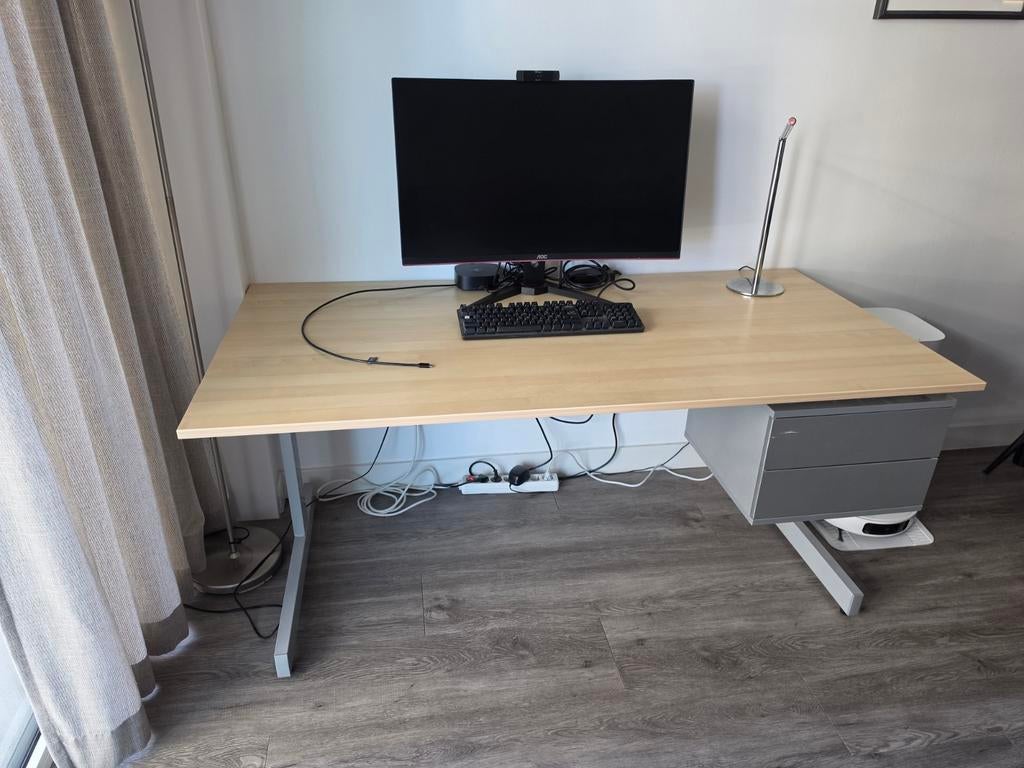 Bureau met ladekast en bureaustoel - 160x80x72 cm, Gebruikt, Hout, Ophalen of Verzenden, IKEA