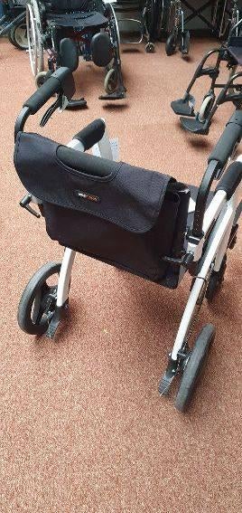 Rollz Motion rollator/rolstoel Wit, Ophalen, Inklapbaar, Zo goed als nieuw, Rollz Motion