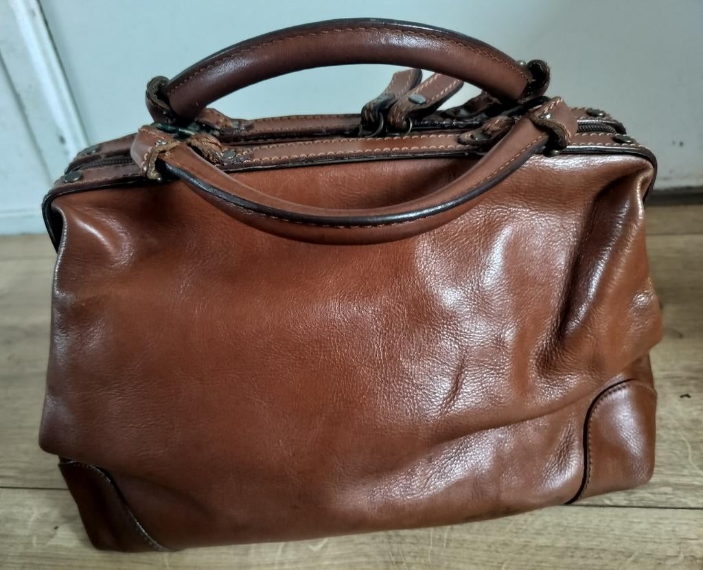 Prachtige vintage Italiaanse leren dokterstas Bacaria, Verzenden, Zo goed als nieuw, Bruin