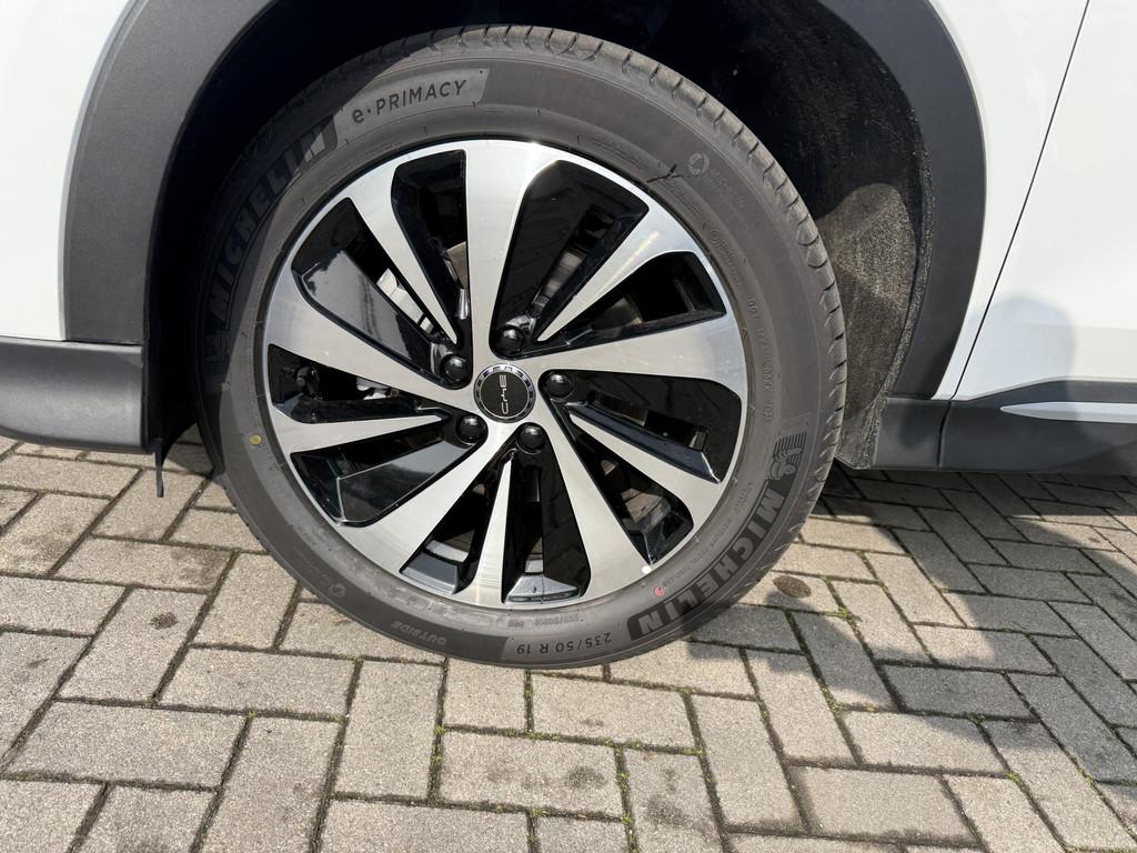 BYD SEAL U 1.5 DM-i FWD Boost | Hybrid | (bj 2026), Auto's, BYD, Wit, Hybride Elektrisch/Benzine, SUV of Terreinwagen, Voorwielaandrijving