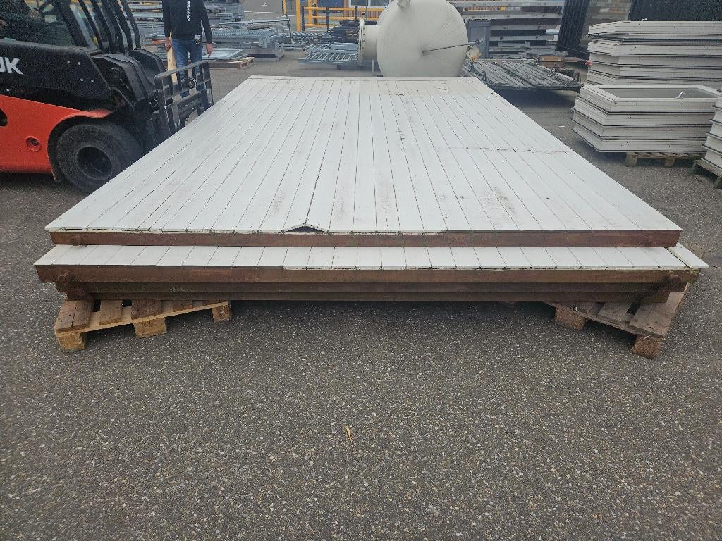 Garagedeuren schuurdeuren schuifdeuren loodsdeuren ( 379 ), Doe-het-zelf en Verbouw, Deuren en Horren, Ophalen, Gebruikt, Garagedeur