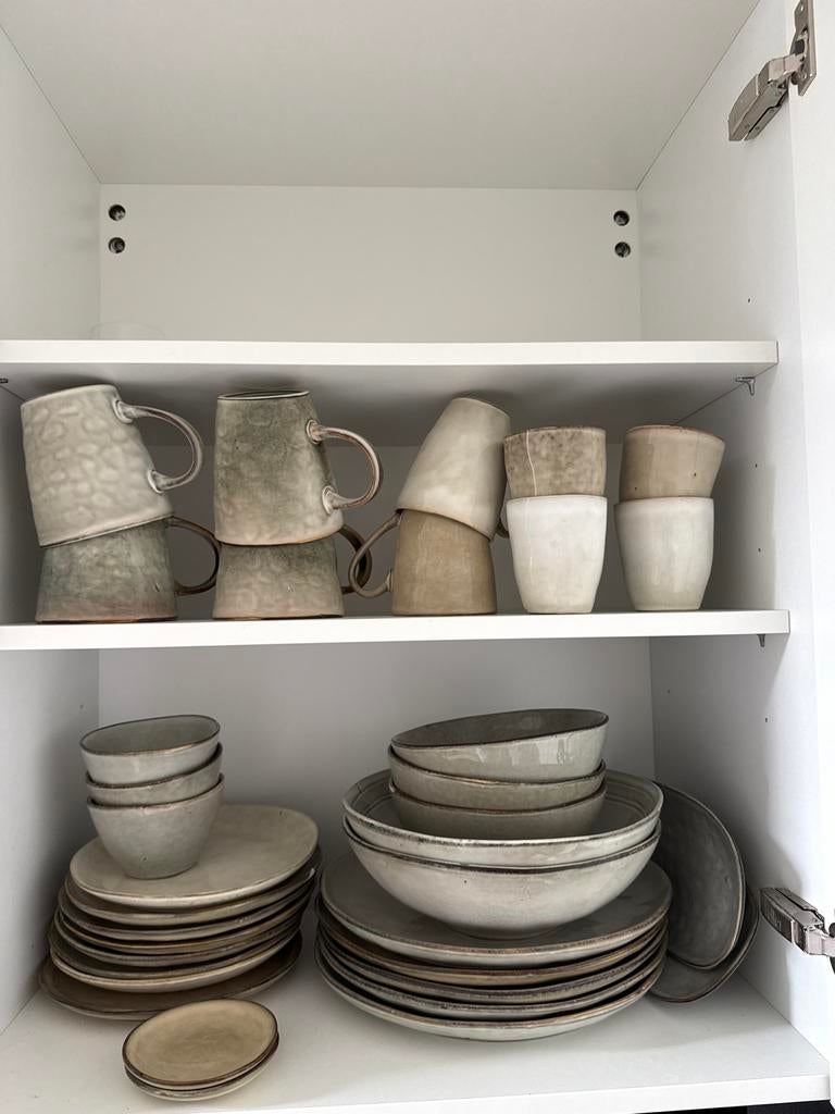 Xenos servies set - Borden, kommen en mokken - Aanvullen mog, Ophalen, Gebruikt, Keramiek, Effen