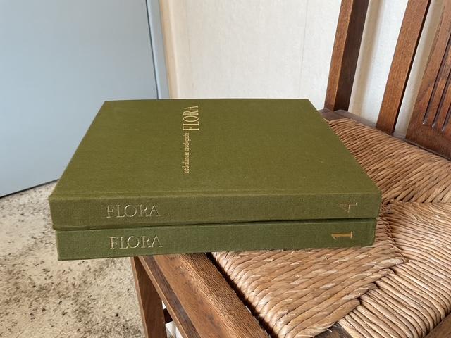 Ned.oecologische Flora 2 delen 1 & 4  E.J.Weeda., Boeken, Natuur, Ophalen of Verzenden, Zo goed als nieuw, Bloemen, Planten en Bomen