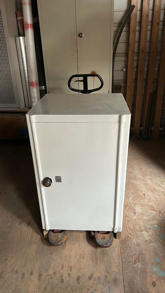 Lips kluis brandkast zonder slot, Ophalen, Gebruikt, Brandkast