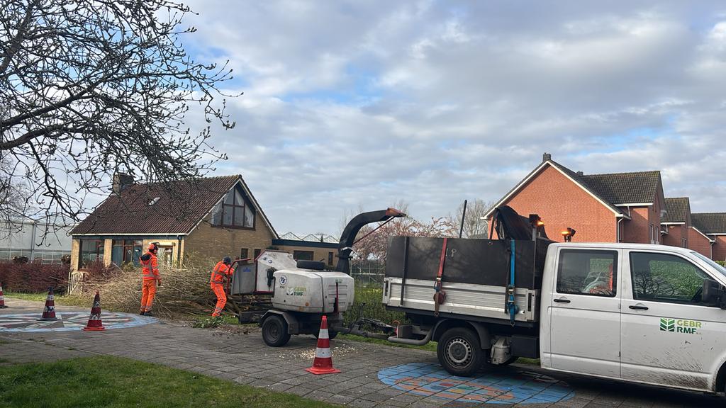 Houtversnipperaar te huur - Efficiënt en krachtig, Ophalen of Verzenden, Zo goed als nieuw, Benzine