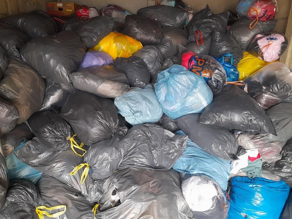 Dames heren kinder  kleding mix zakken  3,- per stuk ‼️, Ophalen, Zo goed als nieuw