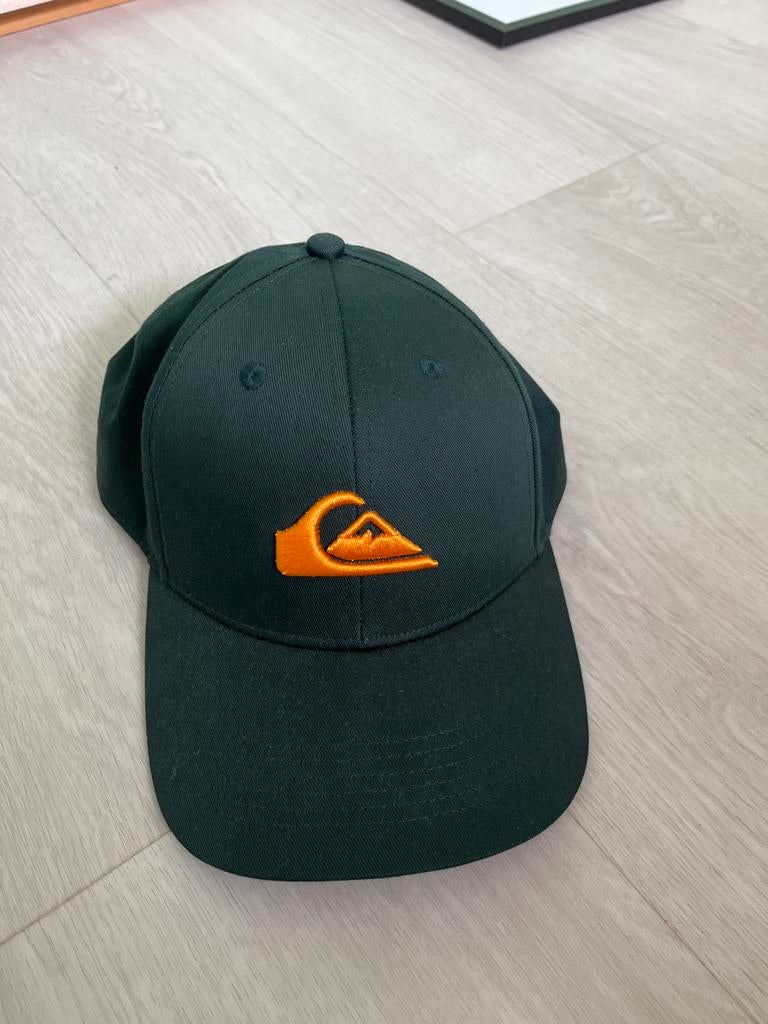 Donkergroene Quiksilver pet 55cm, Ophalen of Verzenden, Nieuw, Pet