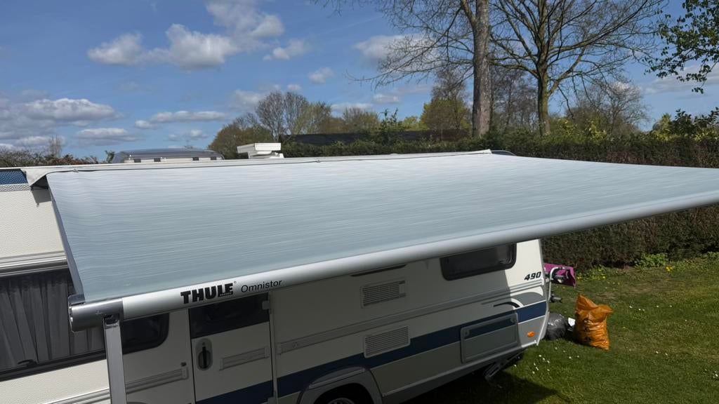 Thule Omnistor S1200 zakluifel 3,75, Ophalen, Zo goed als nieuw