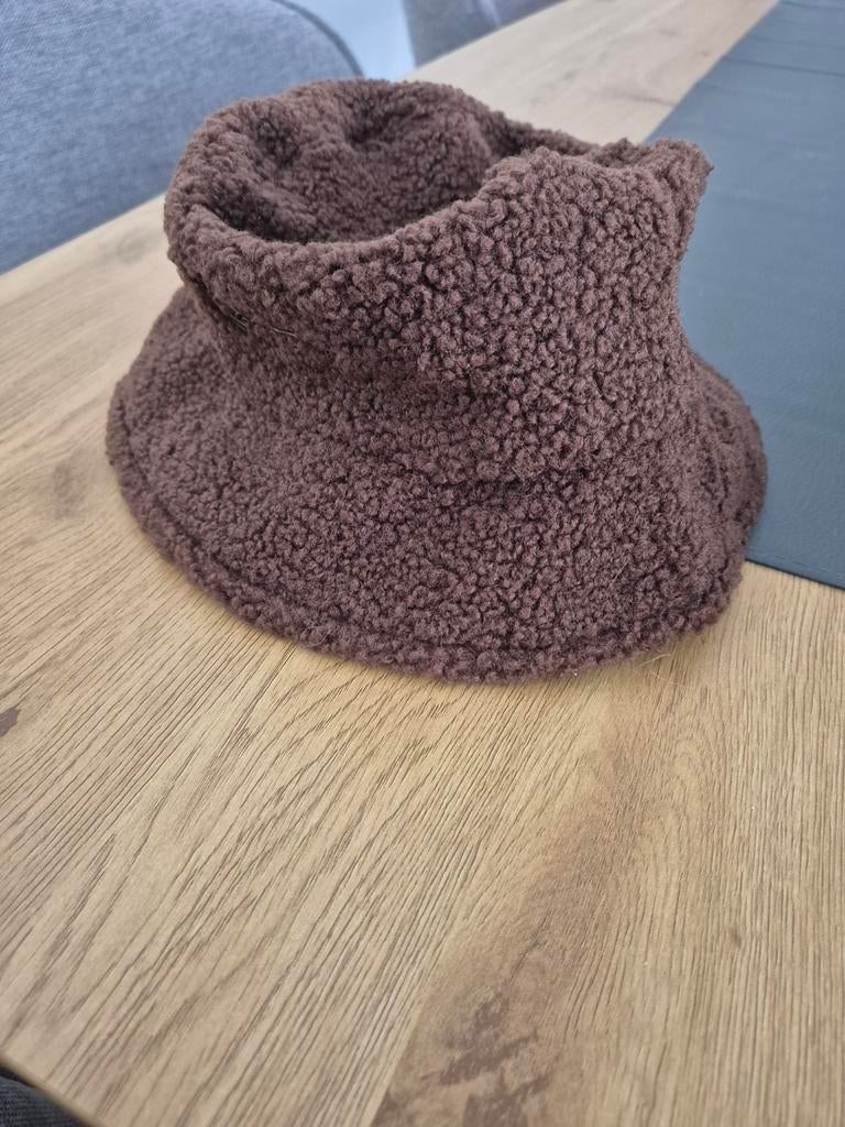 Bruine teddy bucket hat, Ophalen of Verzenden