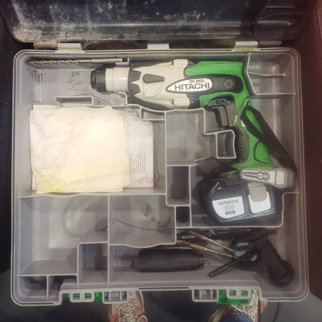 Hitachi schroefboormachine dh18dl, Flex Ltd., Zo goed als nieuw, https://flex.com/contact-us, Nobelstraat 10, 5807 GA Oostrum