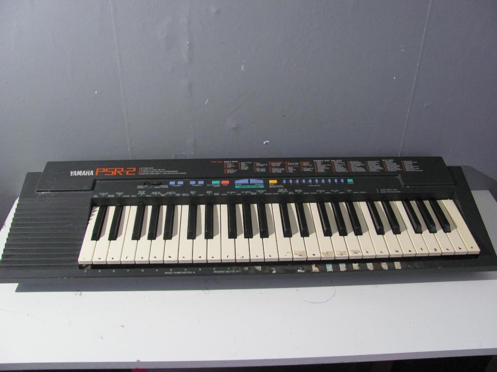 Yamaha psr-2 keyboard met 49 toetsen , 100 voice bank, Gebruikt, Yamaha, Aanslaggevoelig, Ophalen