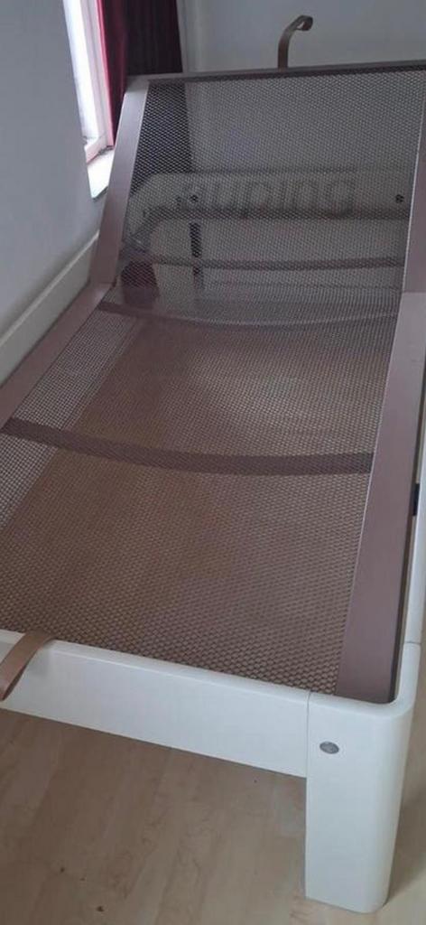 Auping auronde 1 persoons 210x90 cm senioren bed, Ophalen of Verzenden