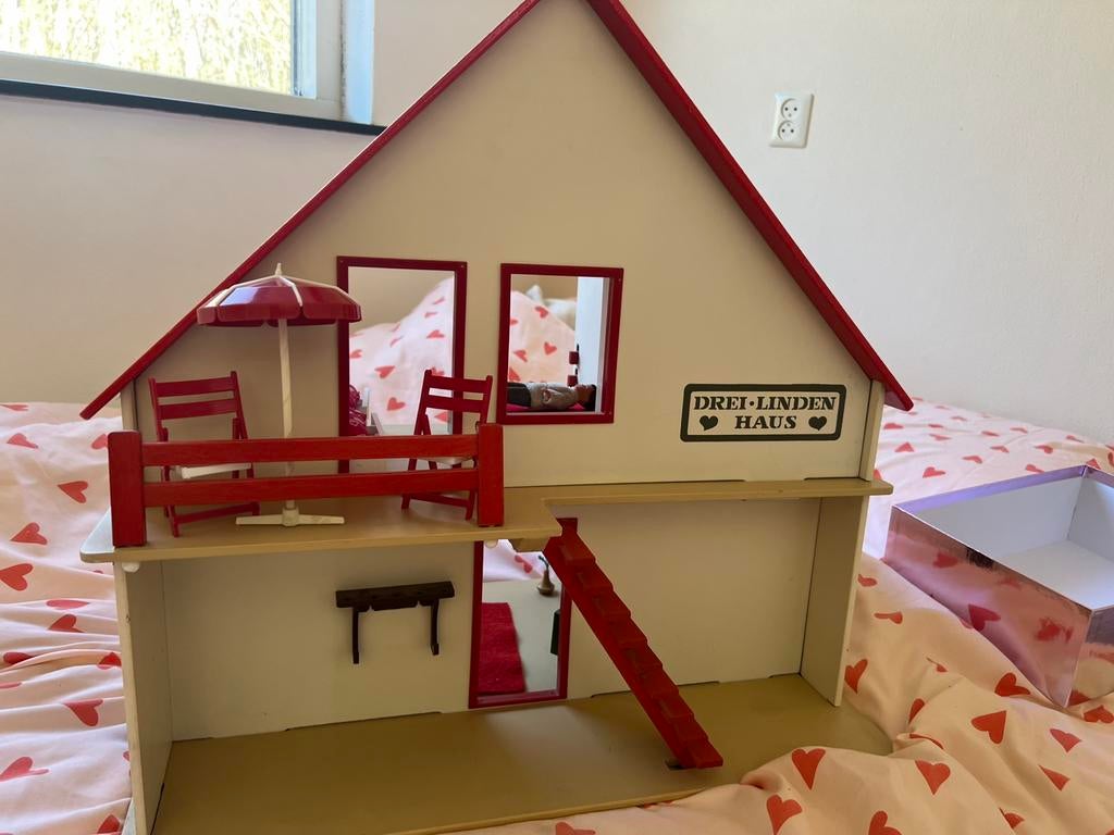 Vintage VERO drei linden haus. Poppenhuis jaren 70, Verzamelen, Poppenhuizen en Toebehoren, Ophalen