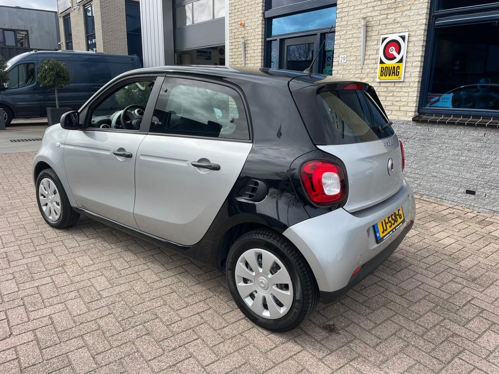 Smart Forfour 1.0 Pure- dealer onderhouden- NL auto- NAP, Auto's, Smart, Achterwielaandrijving, Gebruikt, 4 stoelen, Handgeschakeld