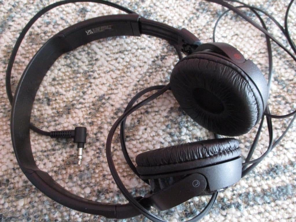 Sony koptelefoon., Ophalen, Gebruikt, Over oor (circumaural), Sony