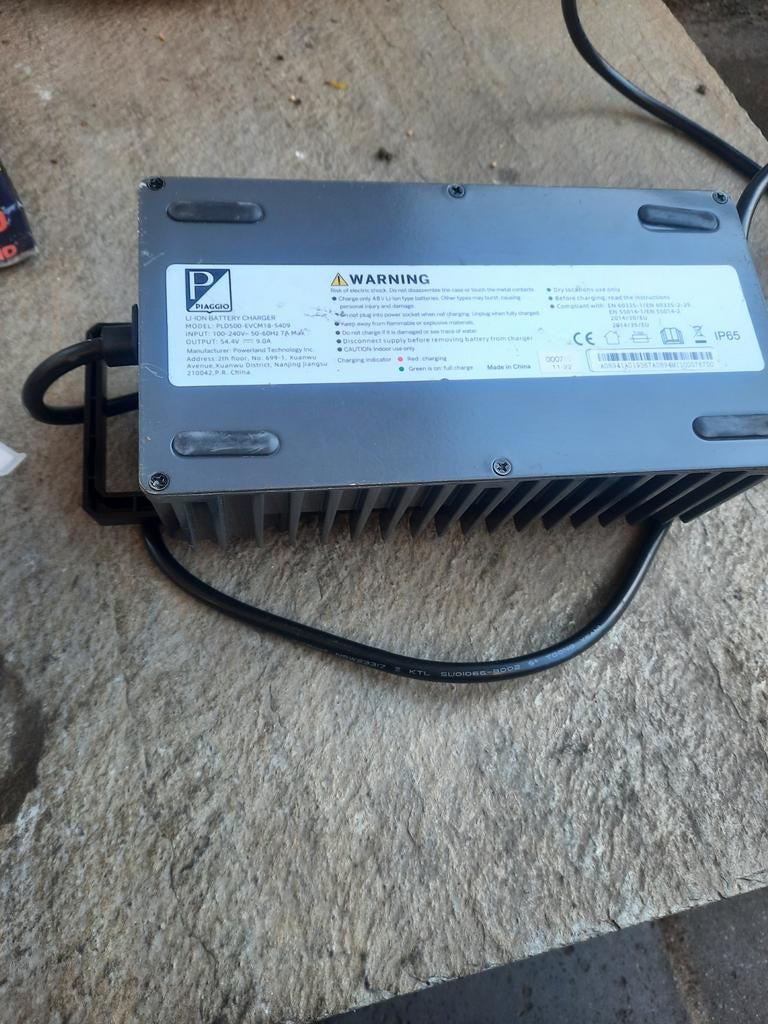 Acculader piaggio one (, Ophalen, Gebruikt, Overige typen, Piaggio