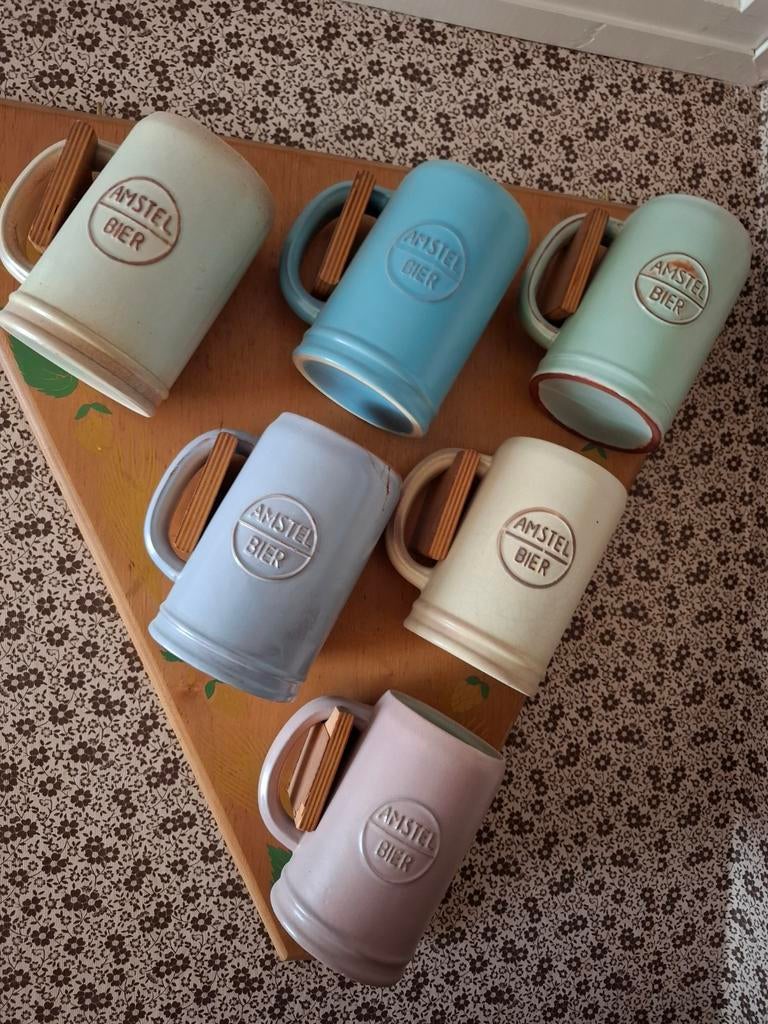 Vintage Amstel bierpullen, stenen kruik en waterkan, Ophalen