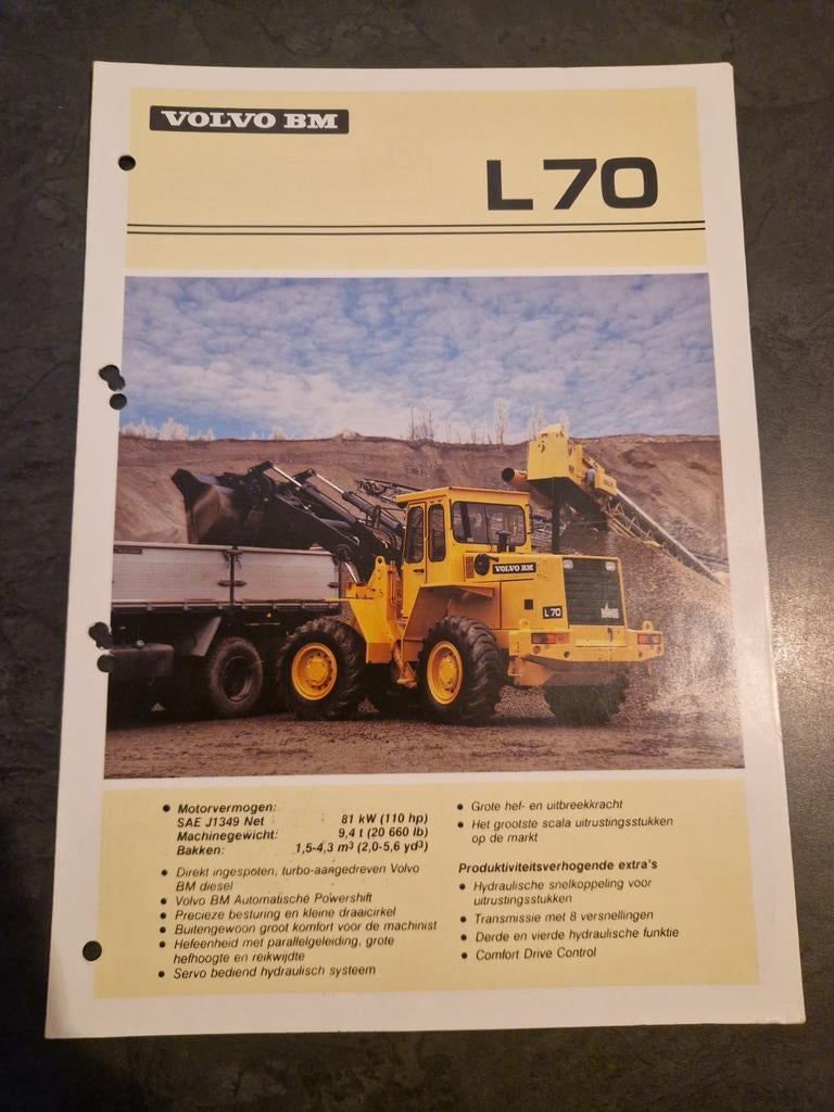 Volvo BM L70 Folder - Gedetailleerde Specificaties, Ophalen of Verzenden, Gelezen, Volvo BM, Merk of Model