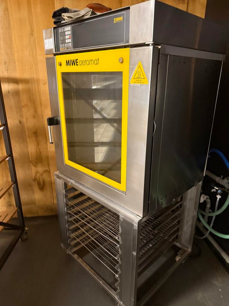 MIWE aeromat oven onderstel afbakoven bakkerij oven 8 rekken, Zakelijke goederen, Horeca | Keukenapparatuur, Ophalen, Gebruikt