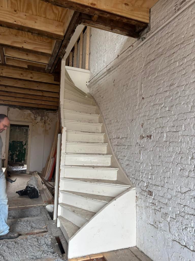 Oude trap dubbelkwart hardhout, Doe-het-zelf en Verbouw, Ophalen of Verzenden, Gebruikt, Trap, 2 tot 4 meter