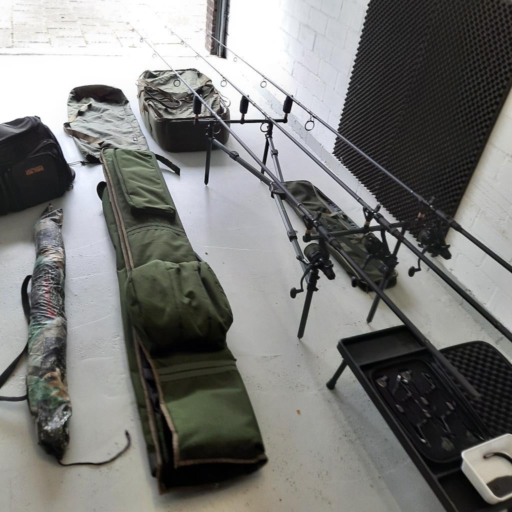 MOOI  KARPERSET, Watersport en Boten, Hengelsport | Karpervissen, Ophalen, Zo goed als nieuw, Complete set