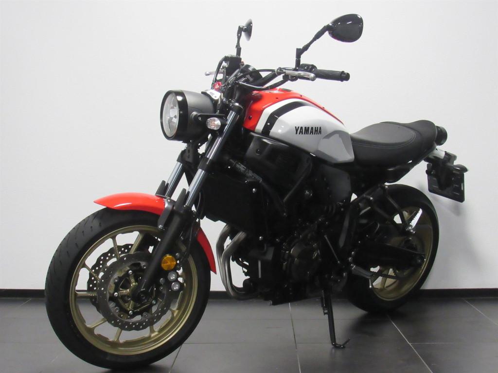Yamaha XSR 700 ABS - foto 3