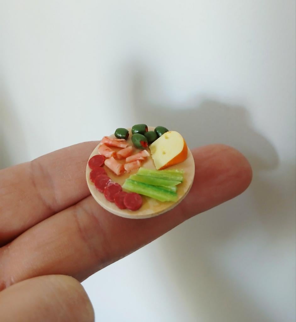 Poppenhuis 1.12 snackplankje, Verzamelen, Poppenhuizen en Toebehoren, Ophalen of Verzenden, Poppenhuis