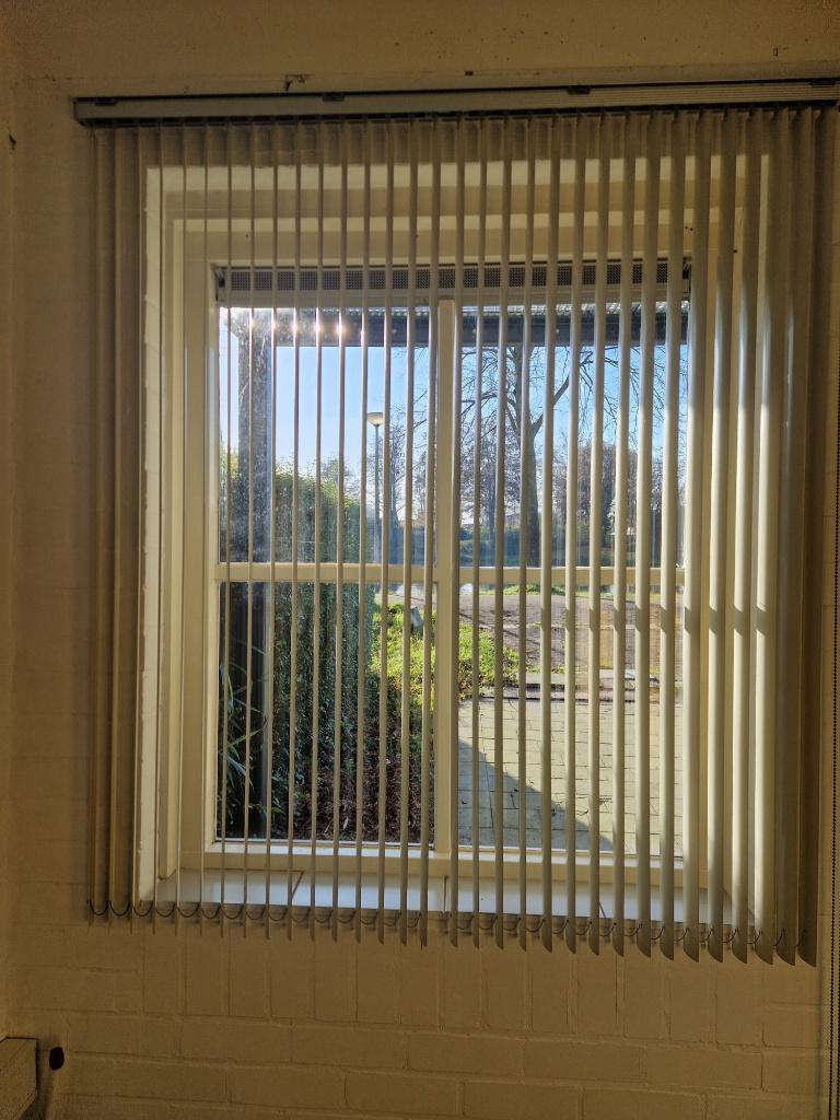 Vintage aluminium lamellen 5 cm en rails - div. maten, Ophalen, Gebruikt, 150 tot 200 cm, Grijs