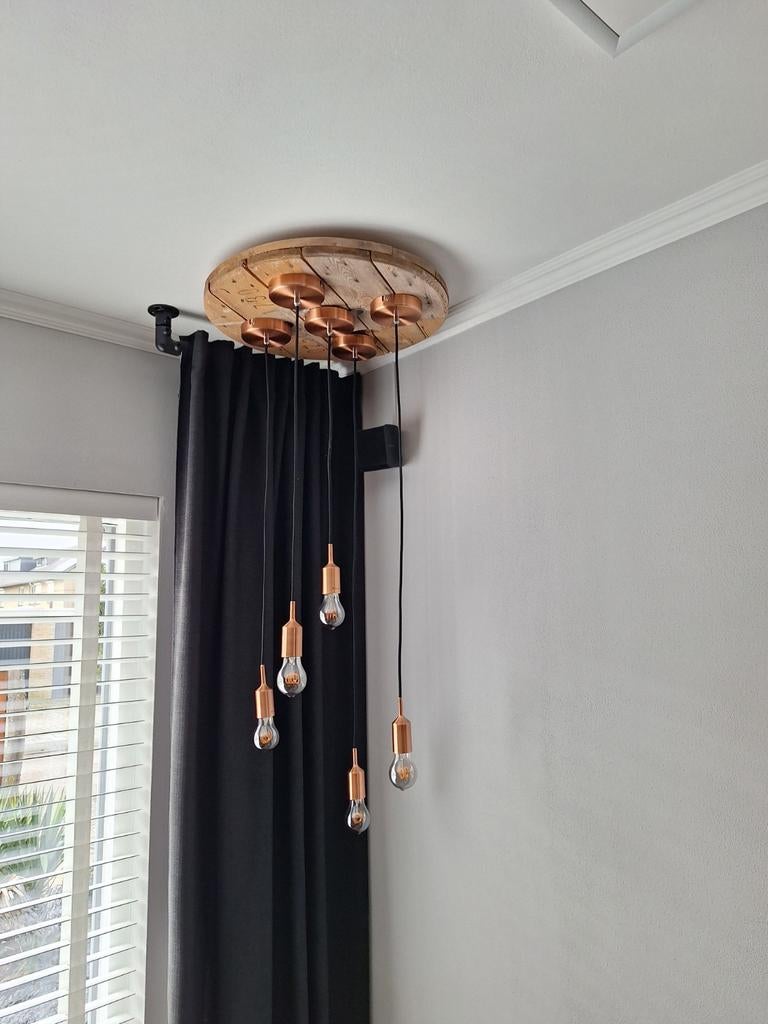 Mooie koperen hanglampen met 5 lampen, Huis en Inrichting, Lampen | Hanglampen, Ophalen of Verzenden, Hout, 50 tot 75 cm
