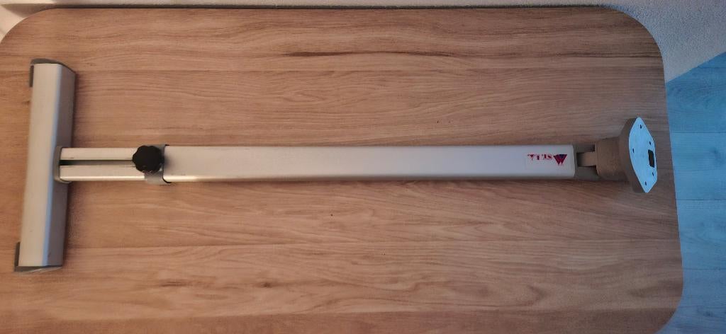 Te koop tafelpoot camper of caravan, Caravans en Kamperen, Caravan accessoires, Ophalen, Zo goed als nieuw