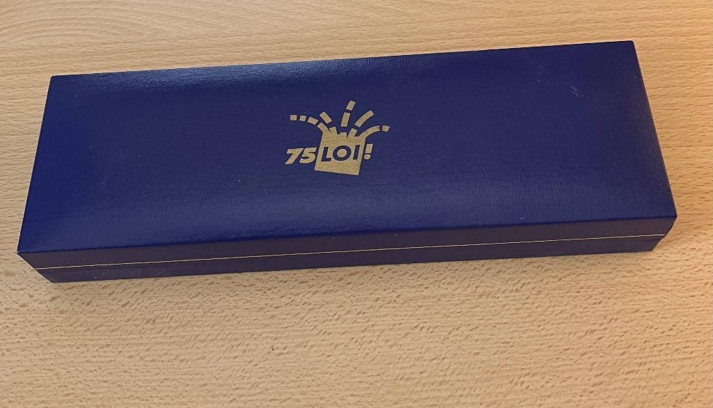 vulpen Waterman 75 jaar LOI, Verzamelen, Pennenverzamelingen, Ophalen of Verzenden, Vulpen, Waterman, Met reclame