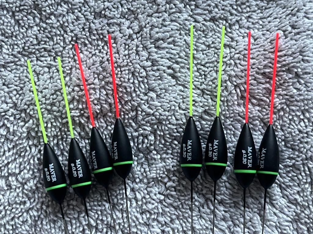 adv 211 / NIEUW serie 8 dobbers MAVER, Ophalen of Verzenden, Nieuw, Dobber of Lood