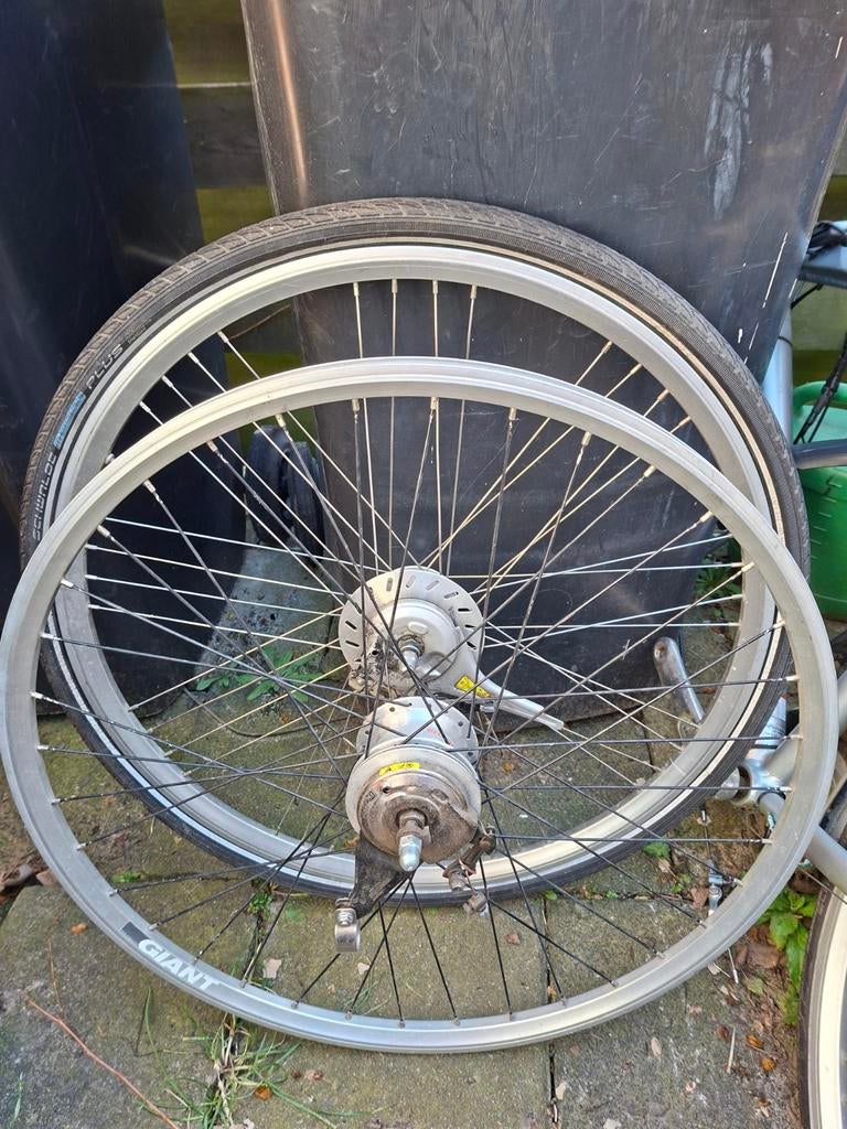 2x Achterwiel met Rollerbrake en Achterwielmotor, Wiel, Gebruikt, Algemeen, Giant