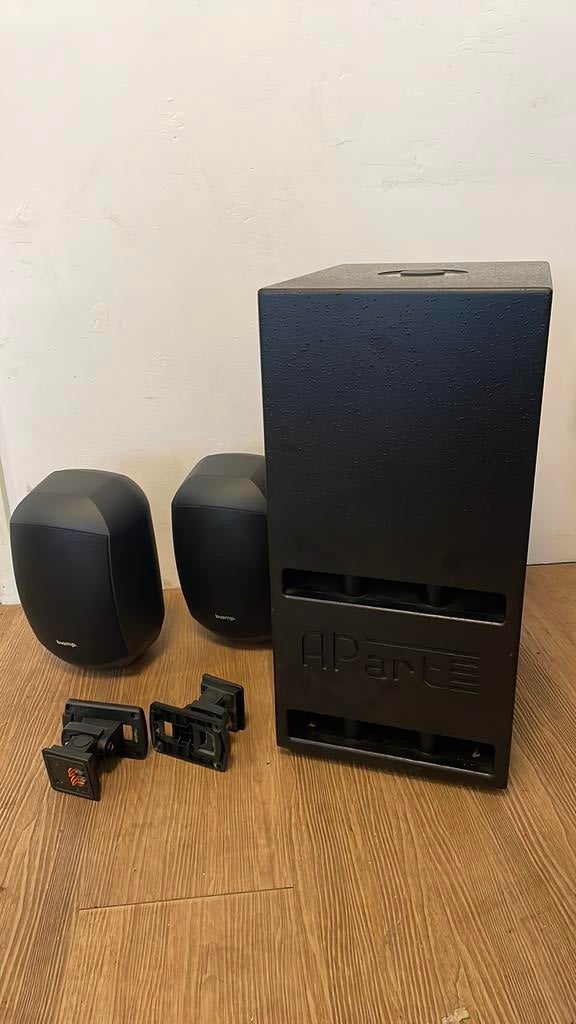Biamp set met Apart sub laag ( 2x Biamp Mask 6c, sub 2201), Overige typen, Zo goed als nieuw, 120 watt of meer, Ophalen