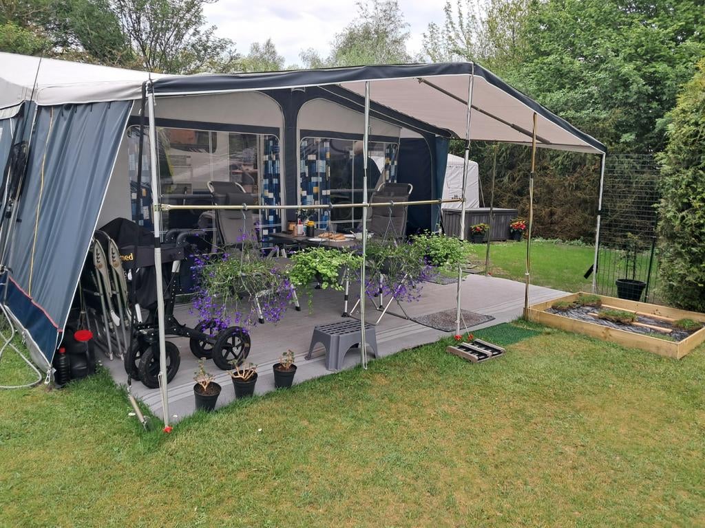 Caravan met voortent, luifel en ruime inventaris op seiz.pl., Ophalen, Gebruikt