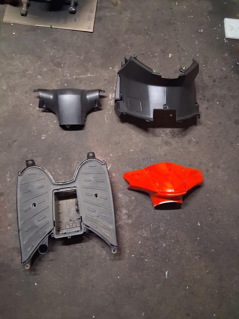 Kappen Peugeot Kisbee, Ophalen of Verzenden, Kap, Peugeot