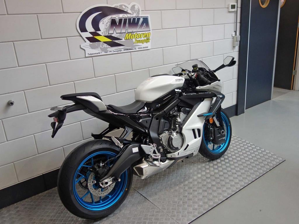 CFMOTO 675 SR-R 35kw - foto 2