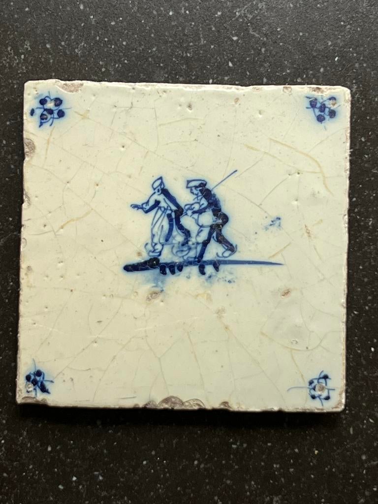Tegel 17e eeuw met schaatsers / kinderspelen, Delfts Blauw, Antiek en Kunst, Verzenden
