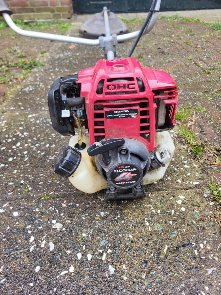 Honda Bosmaaier - Krachtige Benzine Grastrimmer, Gebruikt, Ophalen of Verzenden, 30 tot 50 cm, Benzine