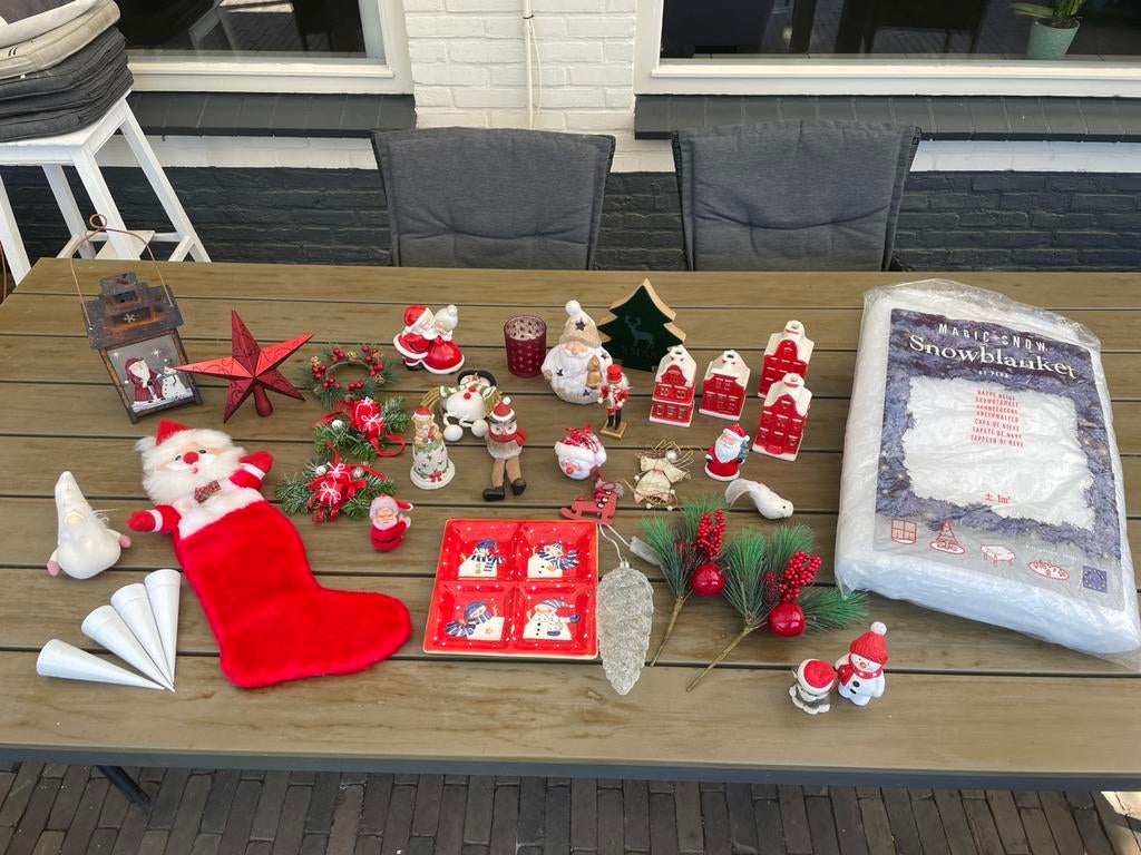 Kerstdecoratie 37-delig, Ophalen of Verzenden, Zo goed als nieuw