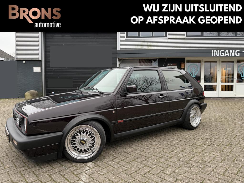 Volkswagen Golf 1.8 Wolfsburg edition nieuwstaat, Auto's, Voorwielaandrijving, Metallic lak, Stof, Gebruikt