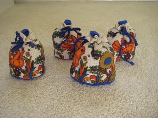 Acapulco eierwarmers Villeroy&Boch zeldzaam 4 stuks ZGAN, Huis en Inrichting, Keuken | Textiel, Zo goed als nieuw, Tafelkleed of Tafelzeil