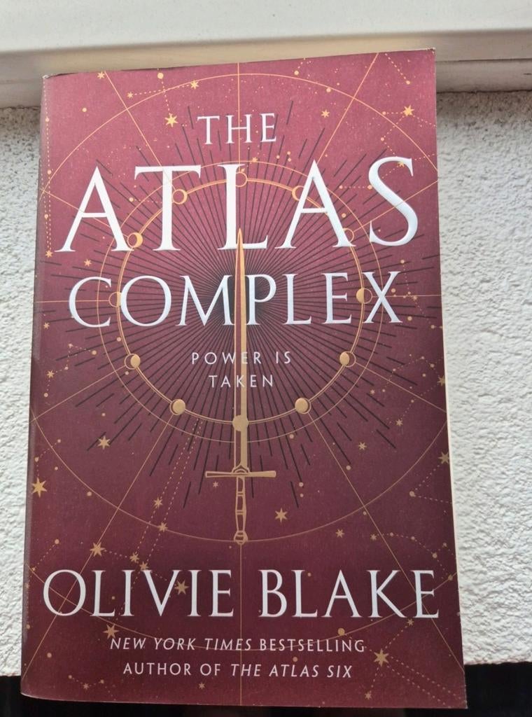 The Atlas Complex - Olivia Blake, Ophalen of Verzenden, Nieuw, Olivia Blake