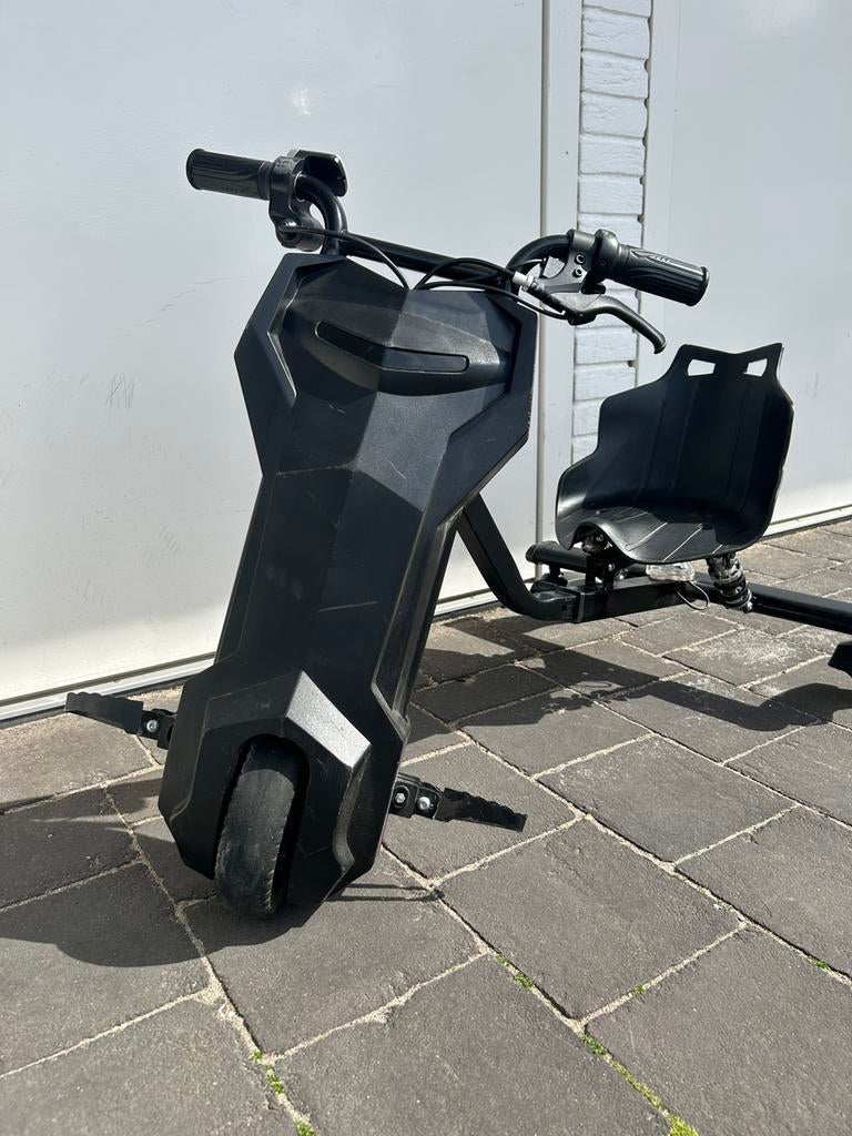 Drift trike Zwart - met Blue tooth en nieuwe wielen., Ophalen, Gebruikt