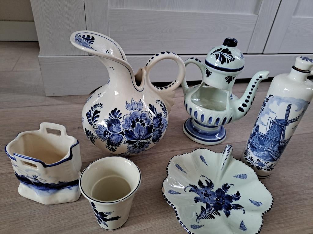 Verschillend Delfsblauw aardewerk Z.G.A.N, Antiek en Kunst, Antiek | Servies compleet, Ophalen