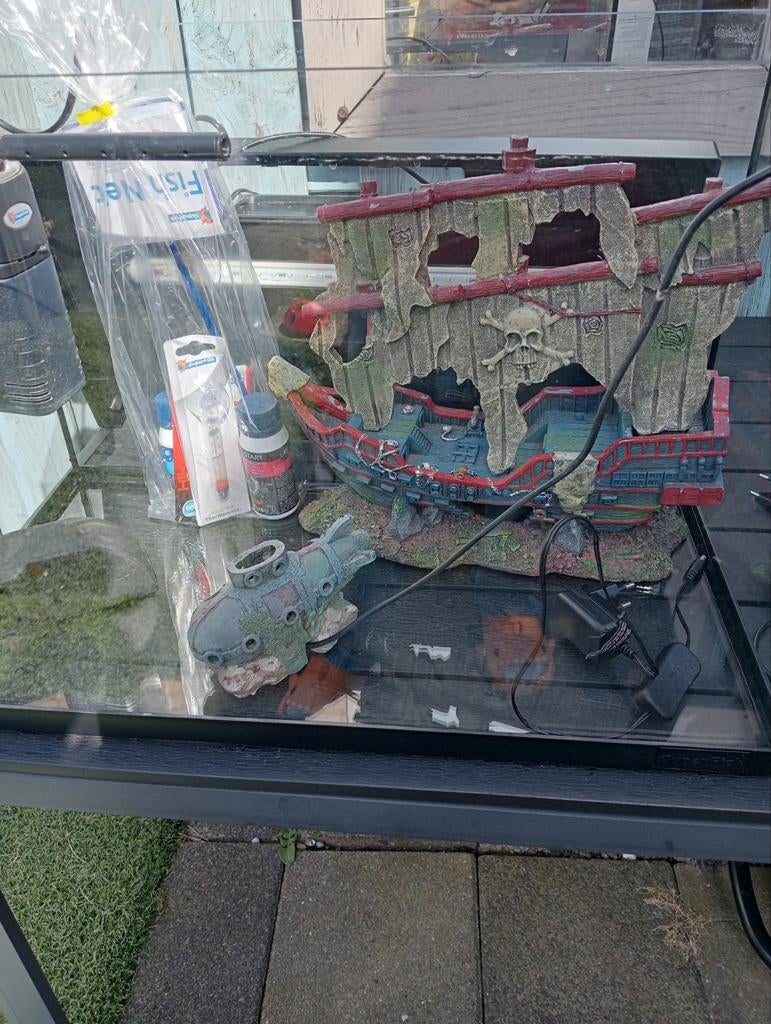 Super fish aquarium 70 liter. Met pomp,boot,verwarming,, Dieren en Toebehoren, Ophalen, Zo goed als nieuw, Leeg aquarium, Superfish