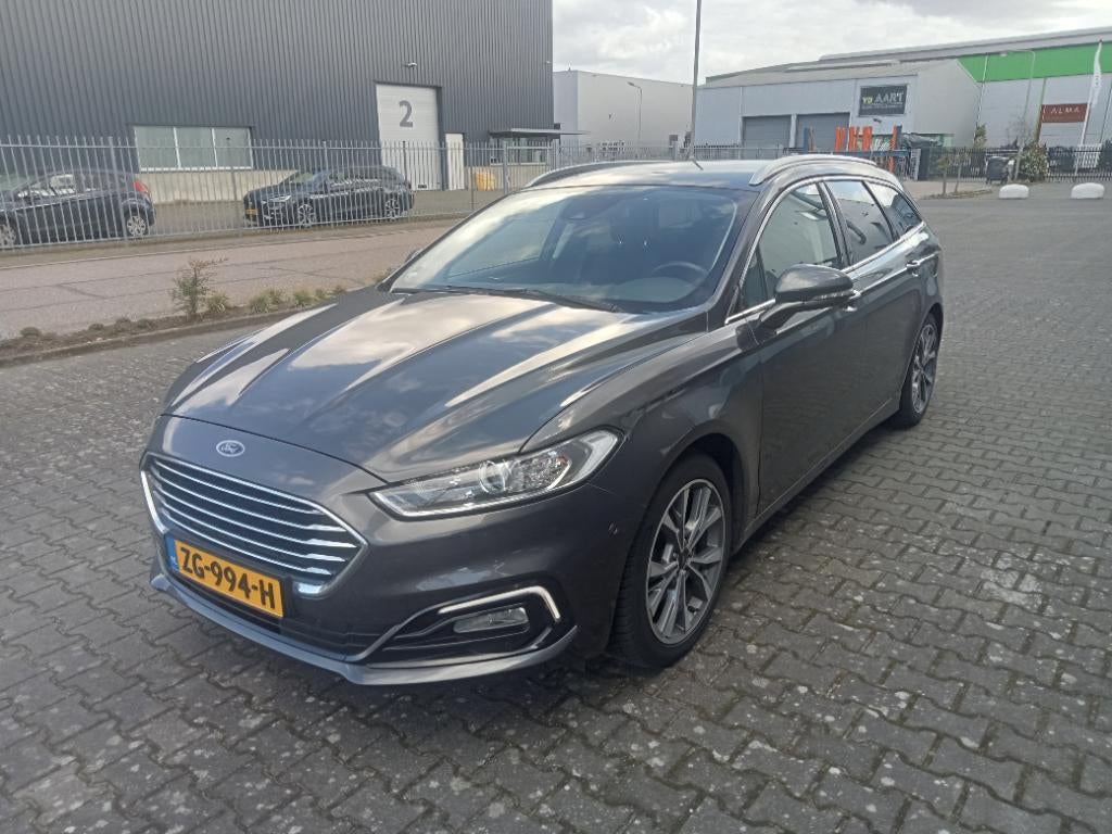 Ford Mondeo Wagon 2.0 Titanium HEV eCVT 188pk 2019, Auto's, Ford, 188 pk, Stof, 4 cilinders, Mondeo