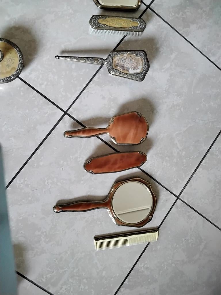 Kaptafel sets, Ophalen of Verzenden